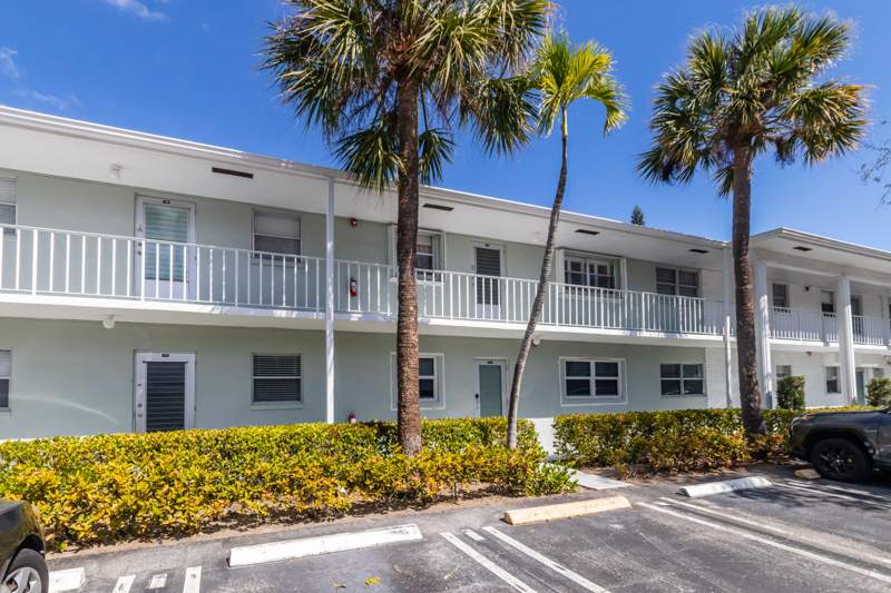 2 bedroom Condominium at 2300 SW 22nd Avenue #112, Sabal Pine Condo, Delray Beach — photo 2