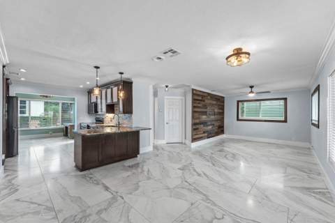 819 6th Street, Lake Park FL - photo 11 of 57