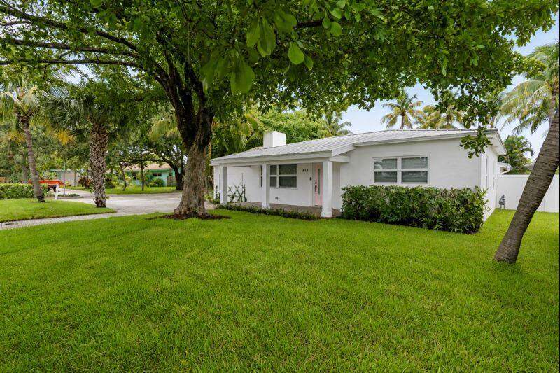 4 bedroom Single Family Residence at 1619 NE 2nd Avenue, Plumosa Park Sec A, B And D, Delray Beach — photo 3