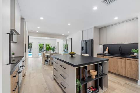 1619 NE 2nd Avenue, Delray Beach FL - photo 8 of 25