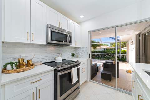 2301 Pin Oak Court, Palm Beach Gardens FL - photo 16 of 51