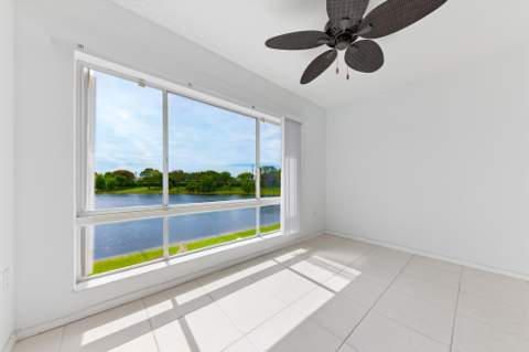 5842 Crystal Shores Drive #205, Boynton Beach FL - photo 8 of 32