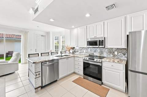1861 Frederick Small Road, Jupiter FL - photo 6 of 40