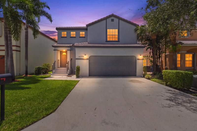 3 bedroom Single Family Residence at 11772 NW 1st Street, West Glen Manor, Coral Springs — photo 2