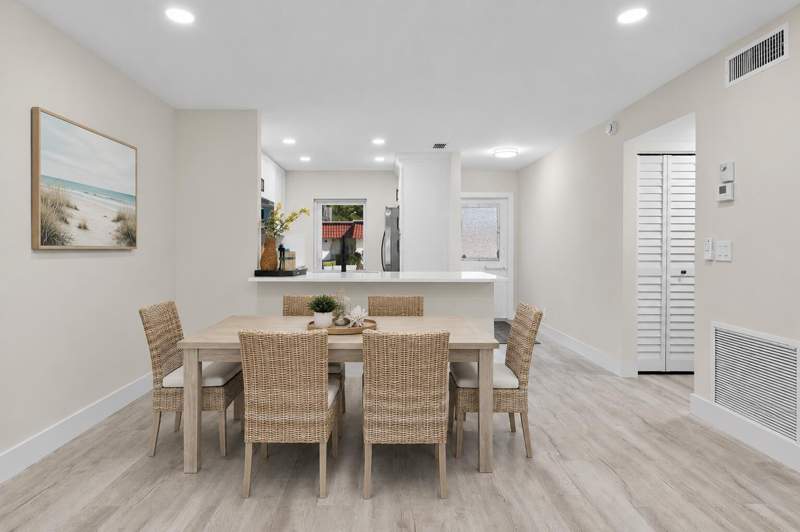 2 bedroom Condominium at 742 Nantucket Circle, Covered Bridge Condo, Lake Worth — photo 3