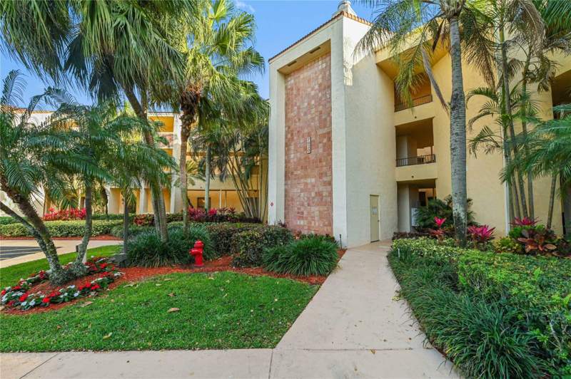 2 bedroom Condominium at 7520 La Paz Boulevard #306, La Paz At Boca Pointe, Boca Raton — photo 2