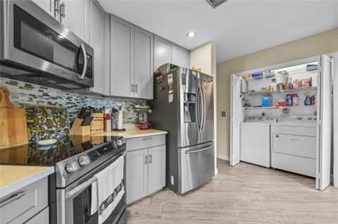 7520 La Paz Boulevard #306, Boca Raton FL - photo 19 of 36