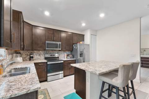 5295 Santa Maria Avenue, Boynton Beach FL - photo 11 of 45