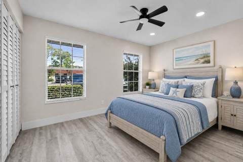 742 Nantucket Circle, Lake Worth FL - photo 13 of 42