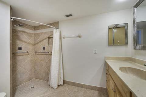 13 Lexington Lane #A, Palm Beach Gardens FL - photo 18 of 27