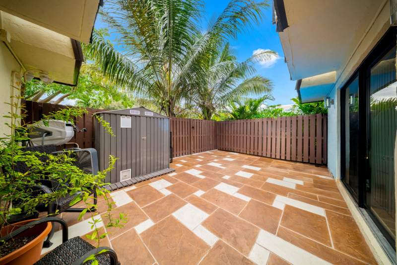 2 bedroom Townhouse at 1524 Forest Lakes Circle #A, Forest Lakes, West Palm Beach — photo 3
