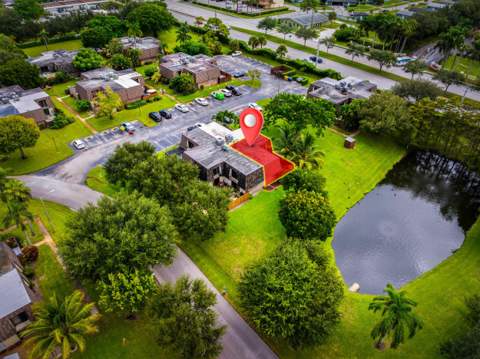 1524 Forest Lakes Circle #A, West Palm Beach FL - photo 10 of 36