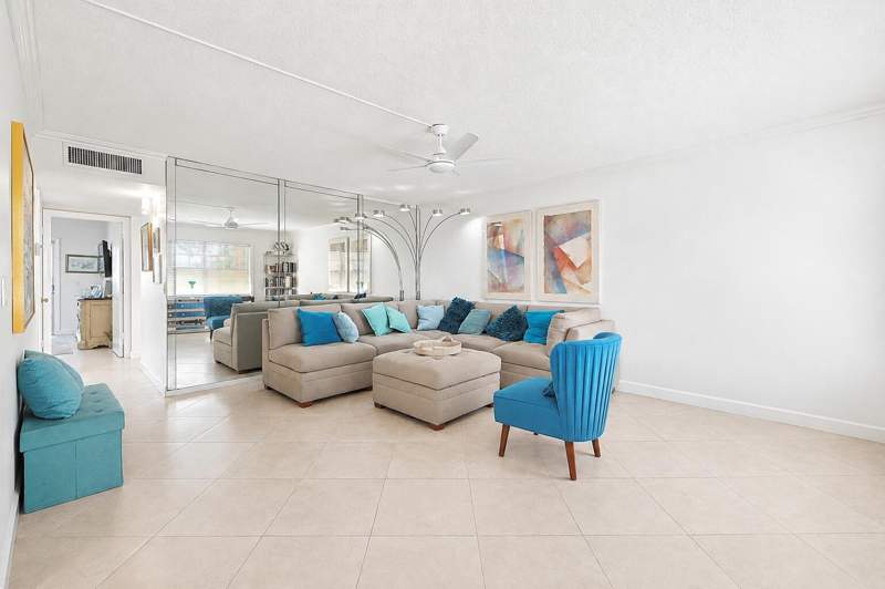 2 bedroom Condominium at 21 Flanders A, Kings Point, Delray Beach — photo 4