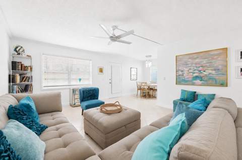 21 Flanders A, Delray Beach FL - photo 6 of 36