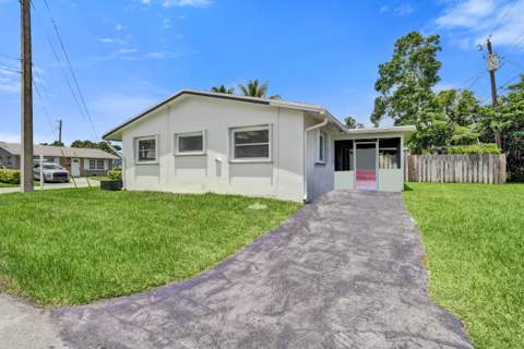 4900 NW 27 Terrace, Tamarac FL - photo 21 of 32