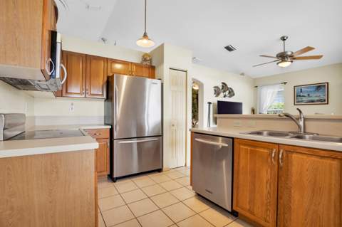 4912 NW 55th Boulevard, Coconut Creek FL - photo 24 of 33