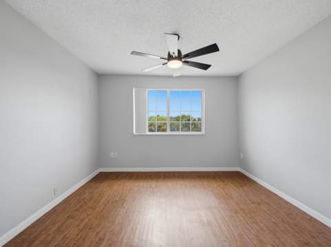900 Crestwood Court #920, Royal Palm Beach FL - photo 20 of 45