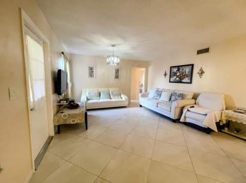 309 Pine Ridge Circle #A-1, Greenacres FL - photo 7 of 25