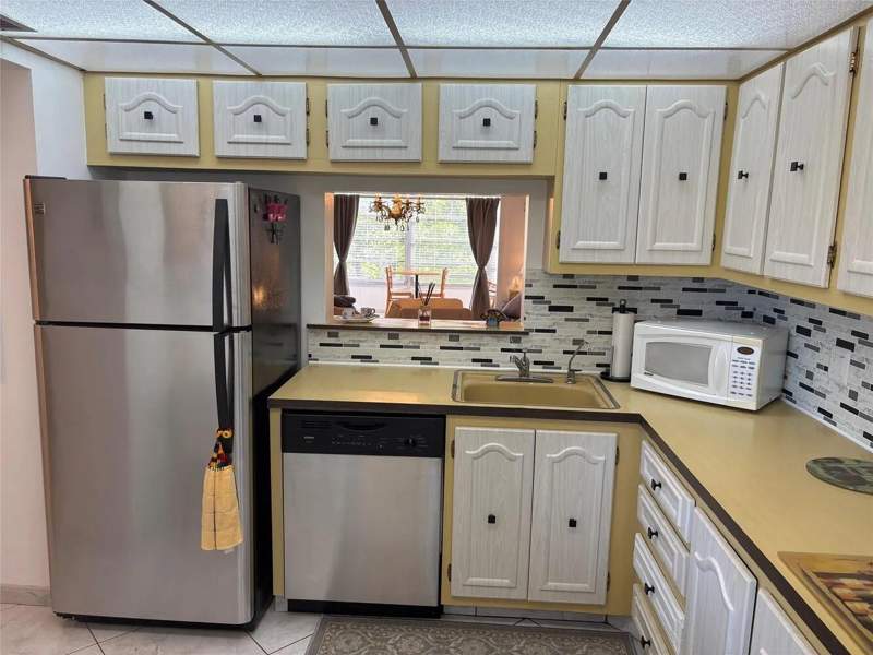 1 bedroom Condominium at 4050 NW 42nd Avenue #415, Topaz North Condo, Lauderdale Lakes — photo 3