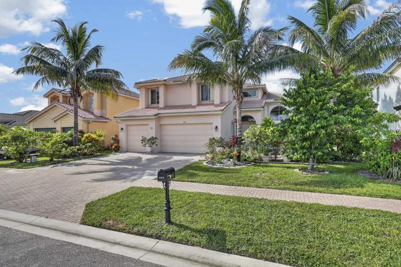 5 bedroom Single Family Residence at 120 Isola Circle, Bella Terra Pud 1, Royal Palm Beach — photo 5