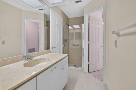 5751 Coach House Circle #E, Boca Raton FL - photo 18 of 38