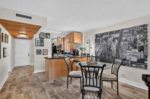 3 Royal Palm Way #102, Boca Raton FL - photo 12 of 47