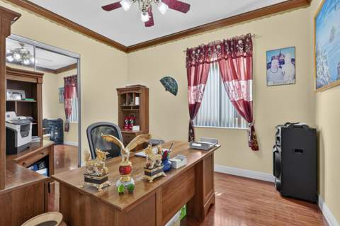 120 Isola Circle, Royal Palm Beach FL - photo 23 of 72
