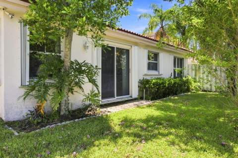 7460 NW 1st Manor, Plantation FL - photo 15 of 21