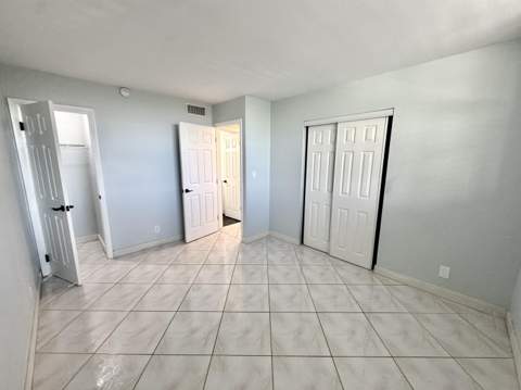 801 N Ocean Boulevard #202, Pompano Beach FL - photo 9 of 30
