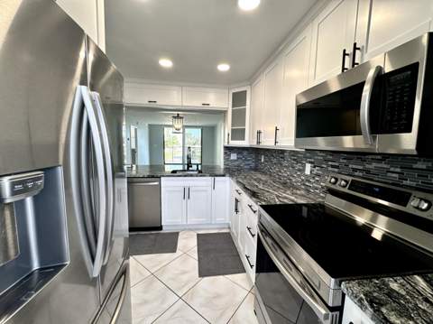 801 N Ocean Boulevard #202, Pompano Beach FL - photo 6 of 30