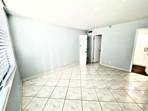 801 N Ocean Boulevard #202, Pompano Beach FL - photo 11 of 30