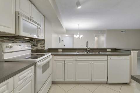 236 Village Boulevard #1106, Tequesta FL - photo 14 of 49