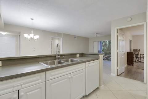 236 Village Boulevard #1106, Tequesta FL - photo 12 of 49