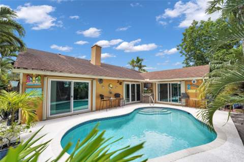 9811 NW 53rd Court, Coral Springs FL - photo 6 of 35