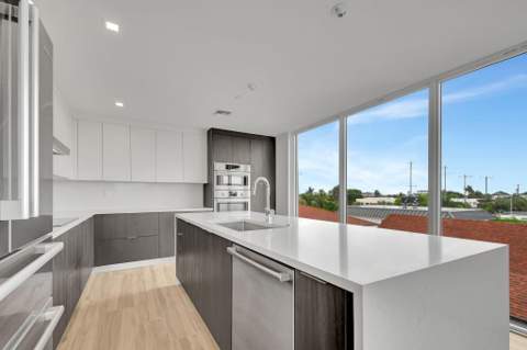 117 Lake Avenue #Unit 304, Lake Worth Beach FL - photo 7 of 55