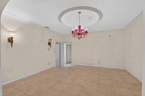 5688 Wind Drift Lane, Boca Raton FL - photo 7 of 34