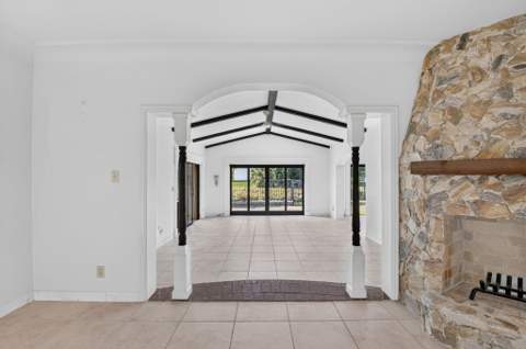 5688 Wind Drift Lane, Boca Raton FL - photo 8 of 34