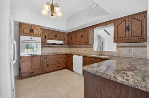 5688 Wind Drift Lane, Boca Raton FL - photo 13 of 34
