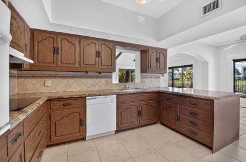 5688 Wind Drift Lane, Boca Raton FL - photo 14 of 34