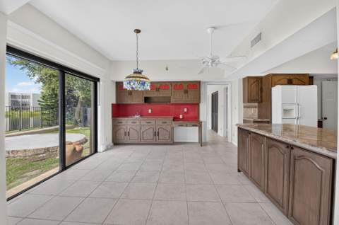 5688 Wind Drift Lane, Boca Raton FL - photo 15 of 34