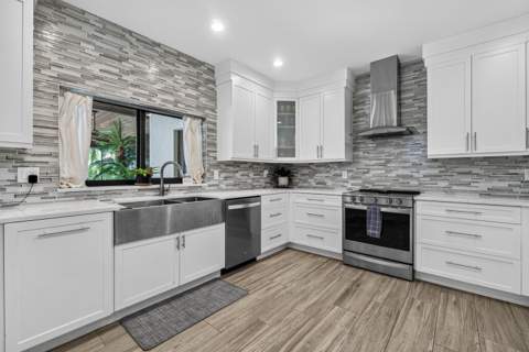 3725 Cypress Lake Drive, Lake Worth FL - photo 14 of 47