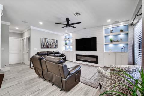 3725 Cypress Lake Drive, Lake Worth FL - photo 18 of 47