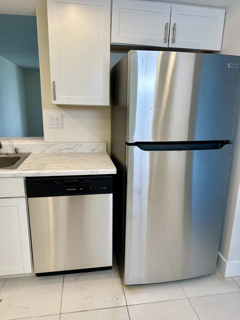 2 bedroom Condominium at 7664 NW 18th Street #208, 9 Of Palm Springs 2 Condo, Margate — photo 4