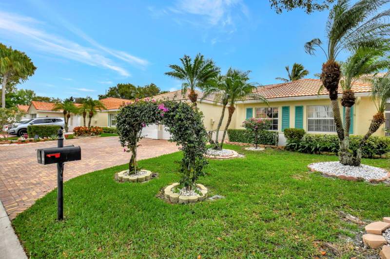 2 bedroom Villa at 6078 Lake Hibiscus Drive, Floral Lakes, Delray Beach — photo 3