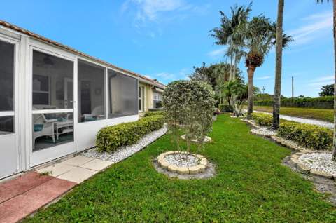 6078 Lake Hibiscus Drive, Delray Beach FL - photo 16 of 47