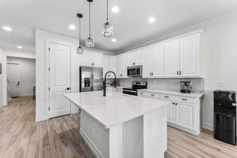 10175 Akenside Drive, Boca Raton FL - photo 7 of 38