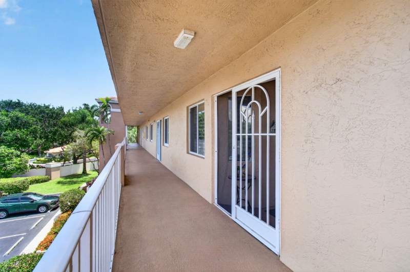 3 bedroom Condominium at 5746 Crystal Shores Drive #303, Coral Lakes, Boynton Beach — photo 4