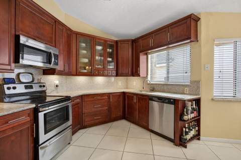 1960 NW 34th Avenue, Coconut Creek FL - photo 7 of 52