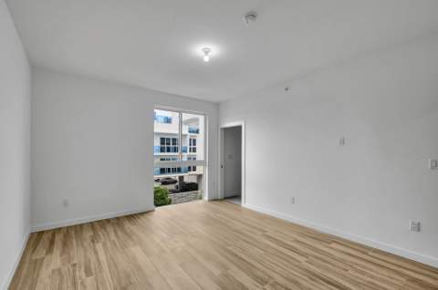 117 Lake Avenue #Unit 304, Lake Worth Beach FL - photo 14 of 55