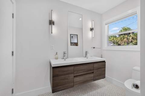 1309 N Palmway, Lake Worth Beach FL - photo 23 of 56